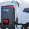 E.ON startet mit Partnern Komplettpaket für E-Lkw-Flotten
