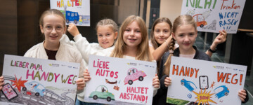 Verkehrssicherheit: Kinder gestalten neue Autobahnkampagne