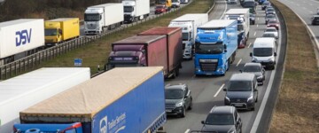 Stau auf der Norderelbbrücke