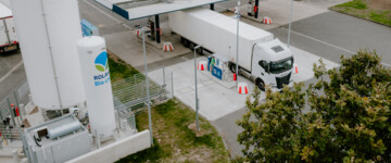 Rolande eröffnet Bio-LNG-Tankstelle an der A30