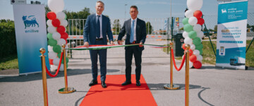 Der Enilive Truck Point wird eröffnet von Armin Springer und Massimiliano Del Moro