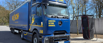 Drei neue E-Sattelzugmaschinen bei Koch International