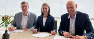 Beim Unterzeichnen des Vertrags: hylane und H2 Mobility