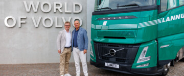Roger Alm, President Volvo Trucks (links) und Valter Lannutti, CEO Lannutti Group