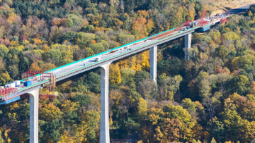 Bei der Ortsumgehung Pirna wurden Mängel an der Gottleubatalbrücke festgestellt, wodurch sich die Eröffnung erneut verzögert