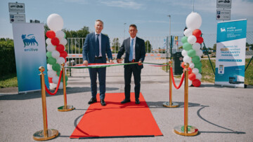 Der Enilive Truck Point wird eröffnet von Armin Springer und Massimiliano Del Moro
