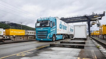 Volvo_Trucks_E-Lkw_Kombinierter_Verkehr