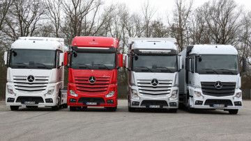 Supertest Actros 1853: Dicke Backen machen