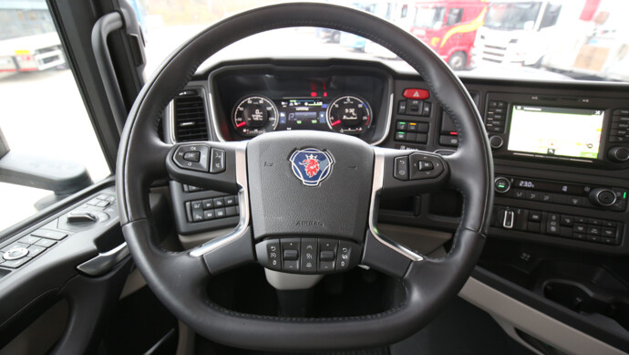 Cockpit Scania Supertest