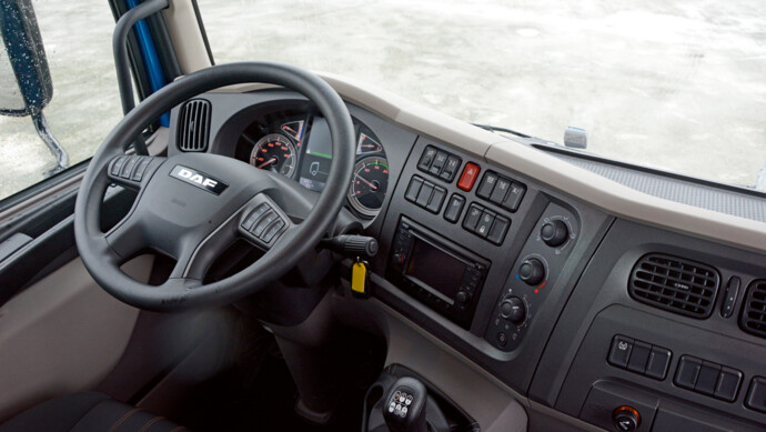 DAF LF Cockpit