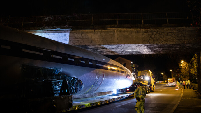 Super Connie-Transport Brücke