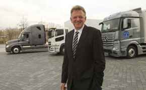 Daimler Trucks rechnet mit Gewinn auf Vorjahresniveau Daimler Trucks rechnet mit Gewinn auf Vorjahresniveau Bild