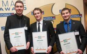 Ramsauer kürt Best Azubi 2012 Bild
