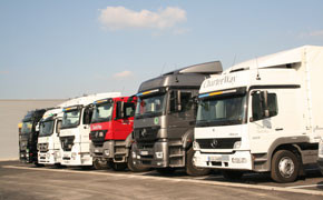 Nutzfahrzeugmarkt Deutschland: Schwere LKW suchen Käufer Nutzfahrzeugmarkt Deutschland: Schwere LKW suchen Käufer Bild