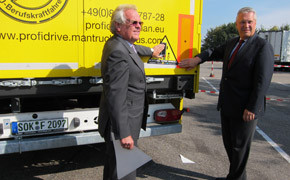 Auch Verhaltensregeln für PKW-Fahrer? Bild