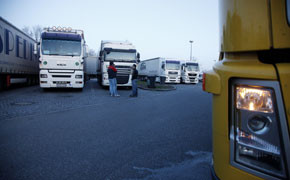 Stellplatznot nervt LKW-Fahrer Stellplatznot nervt LKW-Fahrer Bild