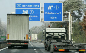 CSU: LKW-Überholverbot auf bayerischen Autobahnen CSU: LKW-Überholverbot auf bayerischen Autobahnen Bild
