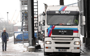Harter Winter: Salznachschub bringt Sonderaufträge für Transporteure Harter Winter: Salznachschub bringt Sonderaufträge für Transporteure Bild