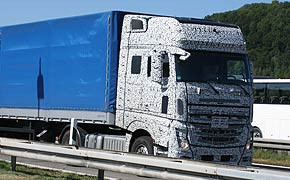 Erlkönig: Die nächste Daimler-Generation Erlkönig: Die nächste Daimler-Generation Bild