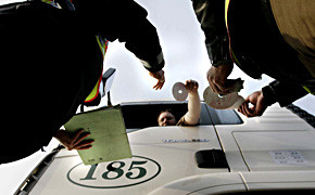 Selbständige LKW-Fahrer nicht von Arbeitszeitregelungen befreit Bild