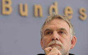 Umweltbundesamt fordert höhere LKW-Maut, Tempolimit und PKW-Maut Umweltbundesamt fordert höhere LKW-Maut, Tempolimit und PKW-Maut Bild