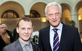 Heldenhafte Berufskraftfahrer Heldenhafte Berufskraftfahrer Bild