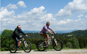 Radfahren am Autohof