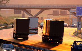 Mehr LKW unterwegs Mehr LKW unterwegs