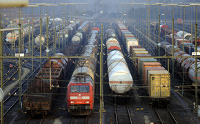 Bahn sagt LKW den Kampf an Bahn sagt LKW den Kampf an Bild