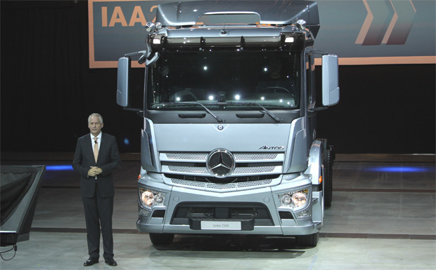 Premiere für den Actros Junior