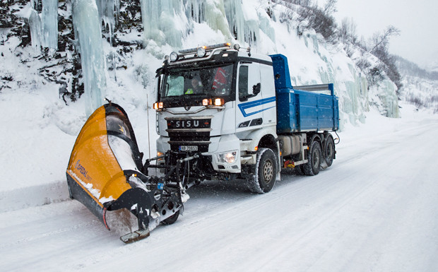 Winterdienst in Norwegen mit dem Sisu Polar 