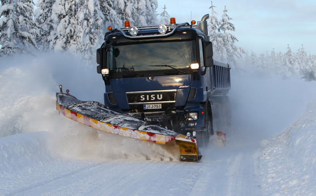 Schneeplug am Polarkreis: Sisu Polar DK 16 M