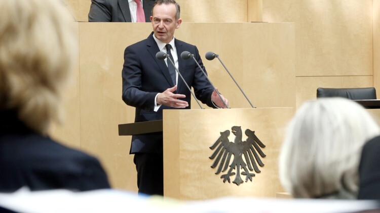 Volker Wissing spricht im Bundesrat