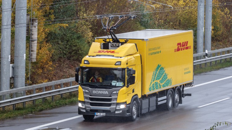 Oberleitungs-Lkw DHL