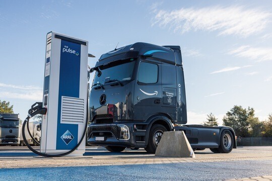 Megawatt Ladepark von Amazon und Aral 