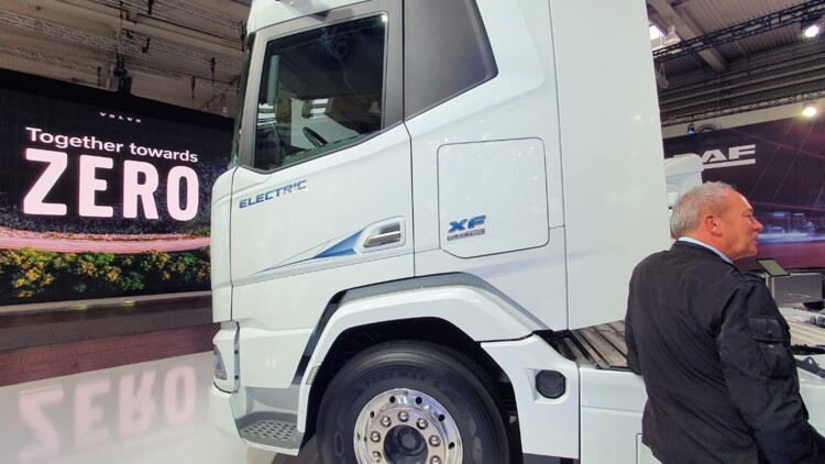 E-Lkw DAF XF IAA Transportation