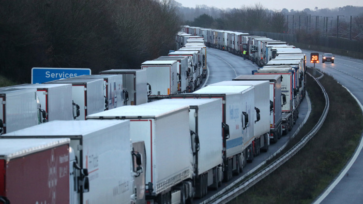 Lkw-Stau, Dover, M20