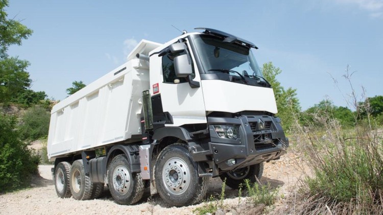Renault Trucks schiebt Getriebe mit Kriechgängen nach Renault_Kriechgaenge_Lkw