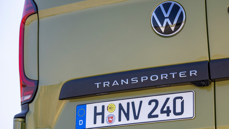 VW_Transporter_2024