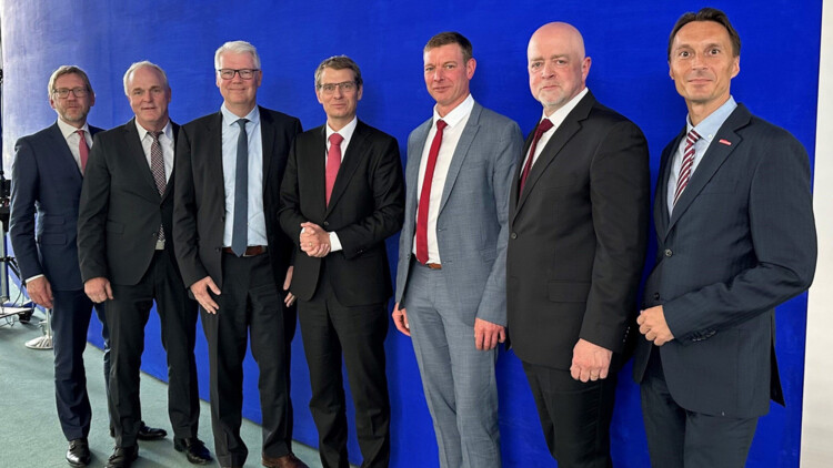 Frank Huster, Axel Plaß, Jochen Quick, Dr. Steffen Meyer, Prof. Dr. Dirk Engelhardt, Markus Olligschläger, Jens Pawlowski