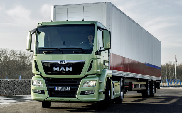 MAN E-Lkw: Unter Strom