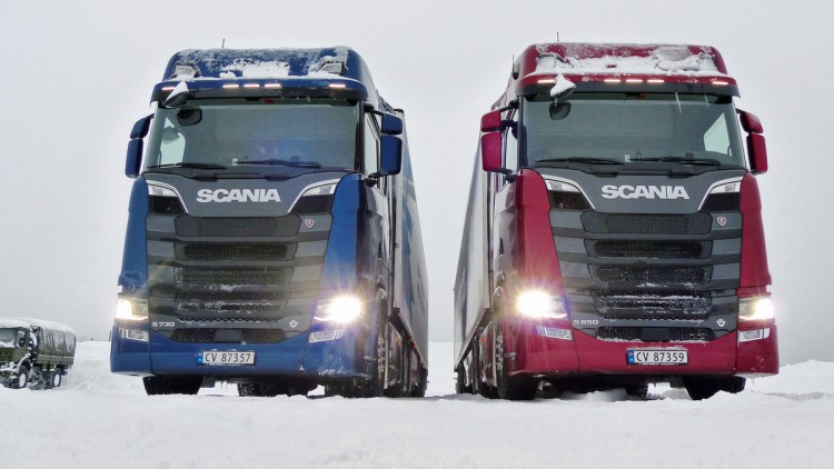 Scania V8