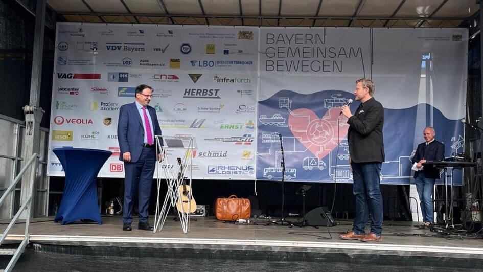 Die Ehrengäste waren der bayerische Staatsminister der Finanzen und für Heimat Martin Schöffel und Nürnbergs Oberbürgermeister Markus König 