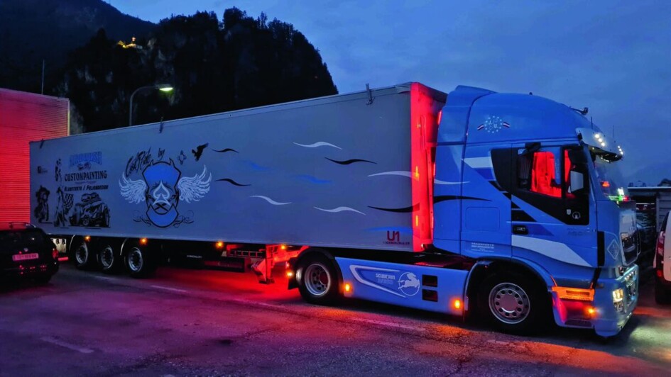 Trucker Iveco Hi-Way