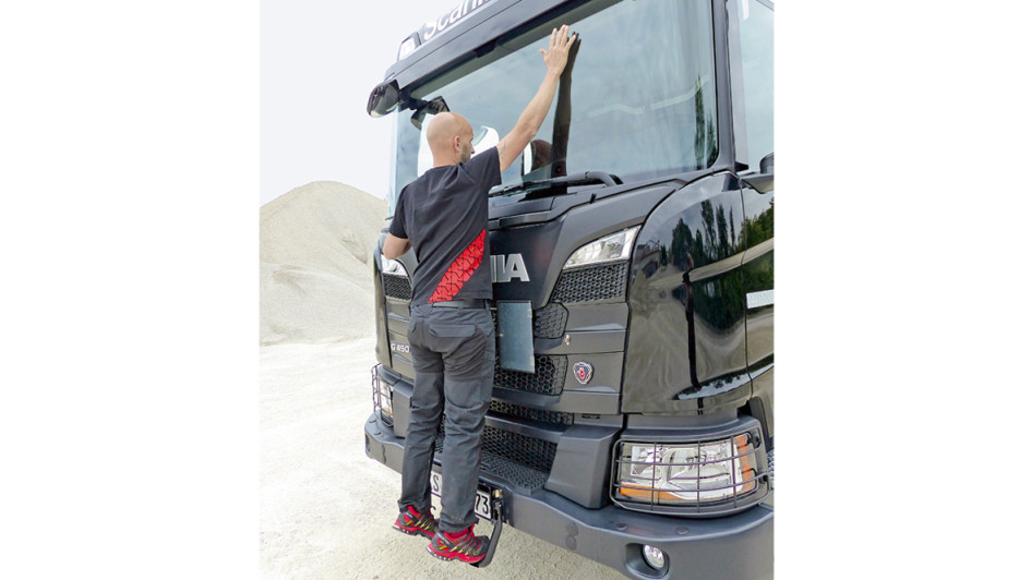 Scania XT 450 Test Frontaufstieg