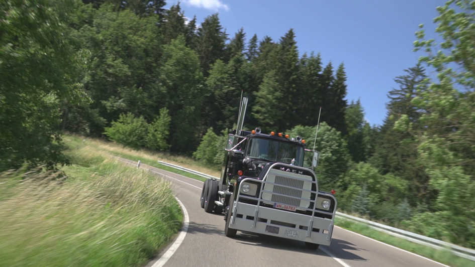 Mack Rubber Duck Steuer 1