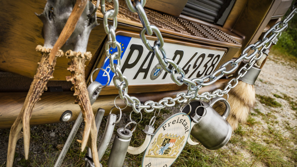 Lederhosen Truck Schariwari