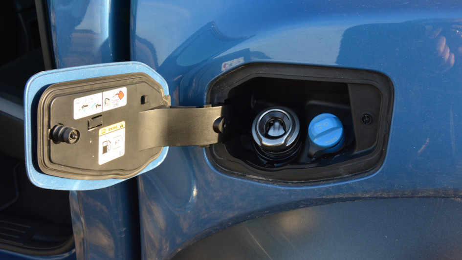 Ford Raptor Tankstutzen