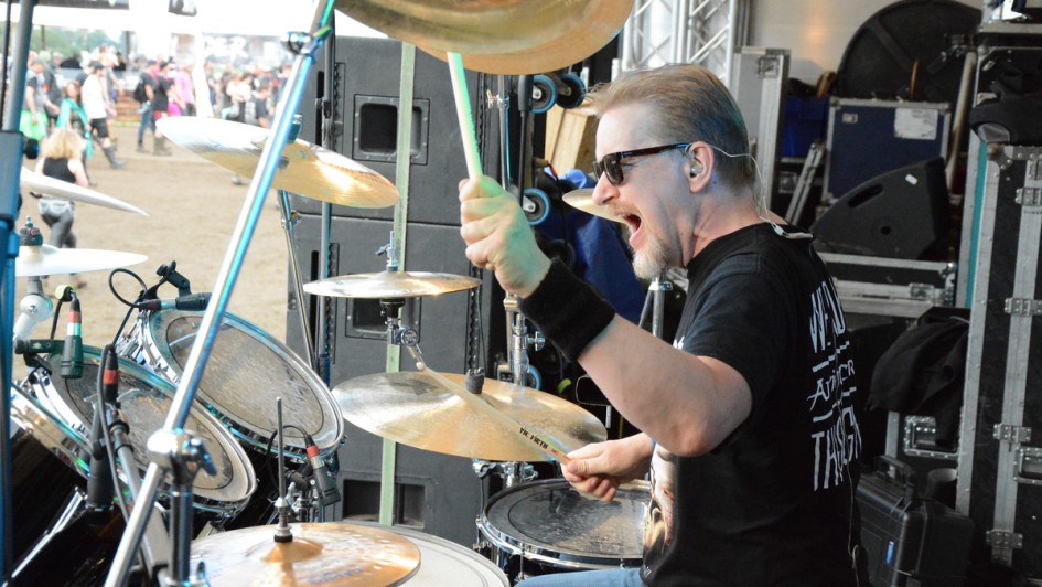 Schlagzeuger Matthias Schröder von Ancient Curse