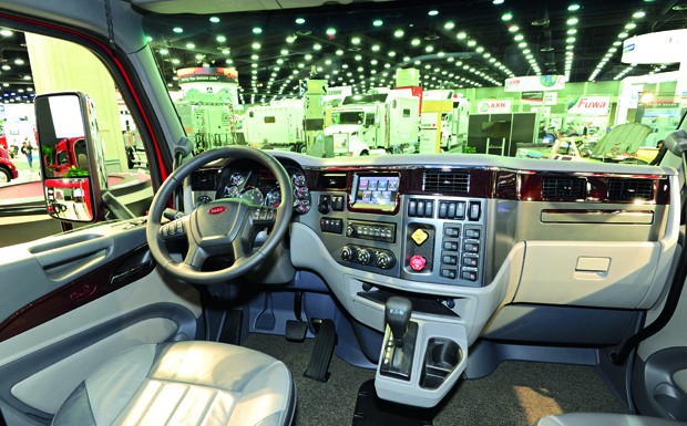 Mid-American Trucking Show 2013